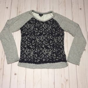 SALE 🔻 Front Laced Sweater